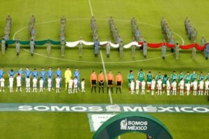 México vs Islandia: Rinden emotivo homenaje a las Fuerzas Armadas